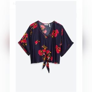 LUQ Natalina Tie Front Top